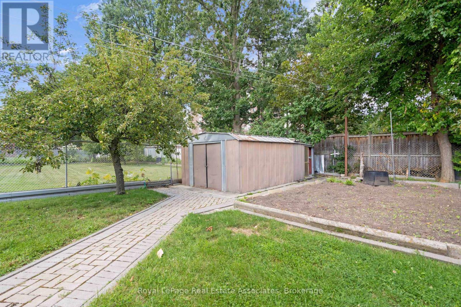 2535 Privet Crescent, Mississauga, Ontario  L5B 2S5 - Photo 47 - W13700886