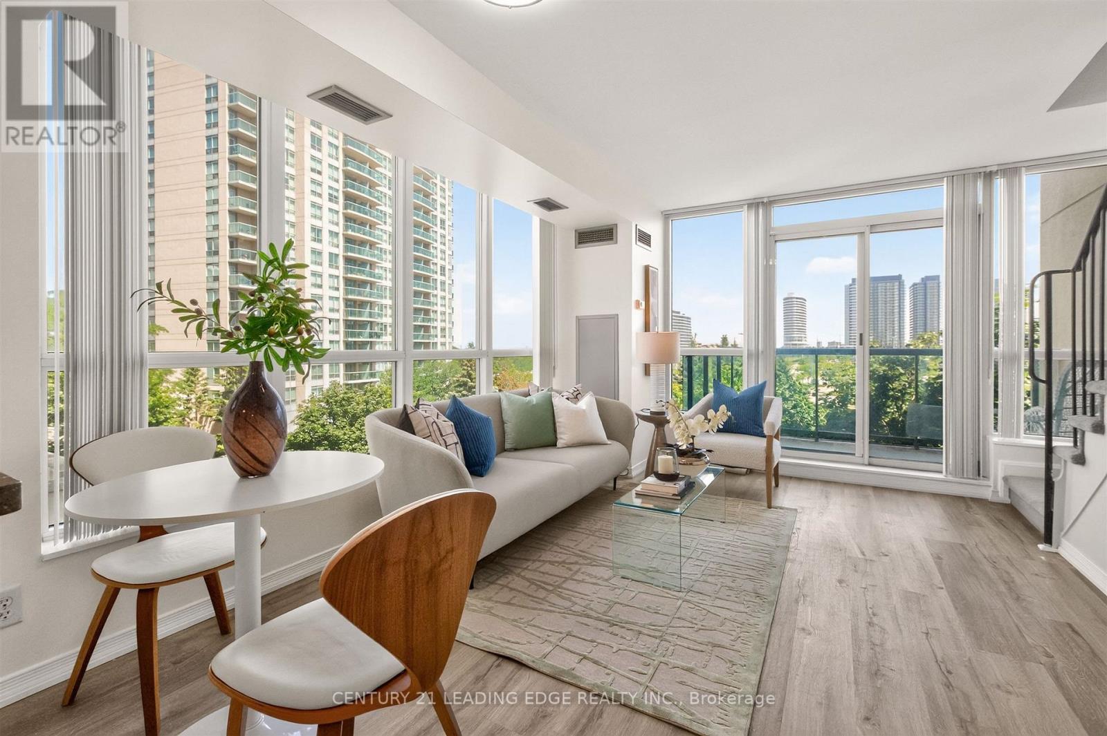 403 - 2585 ERIN CENTRE BOULEVARD, Mississauga, Ontario