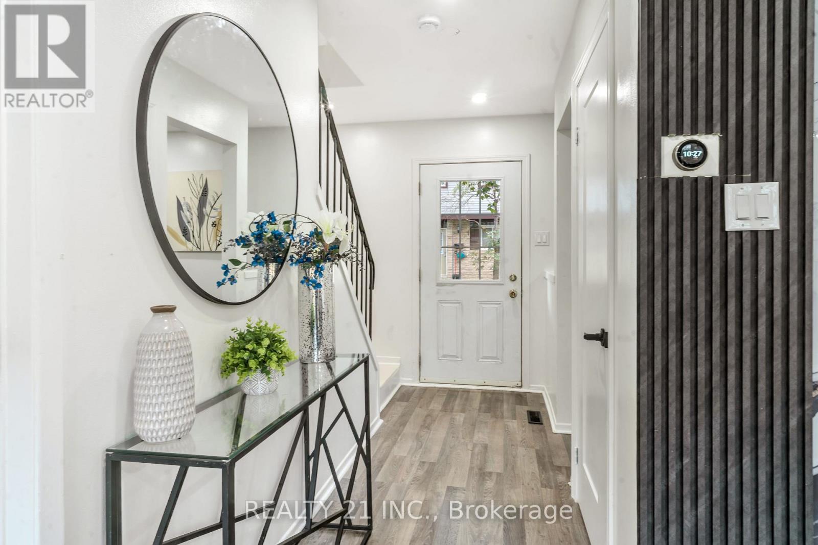 101 - 45 Hansen Road N, Brampton, Ontario  L6V 3C5 - Photo 8 - W13700908