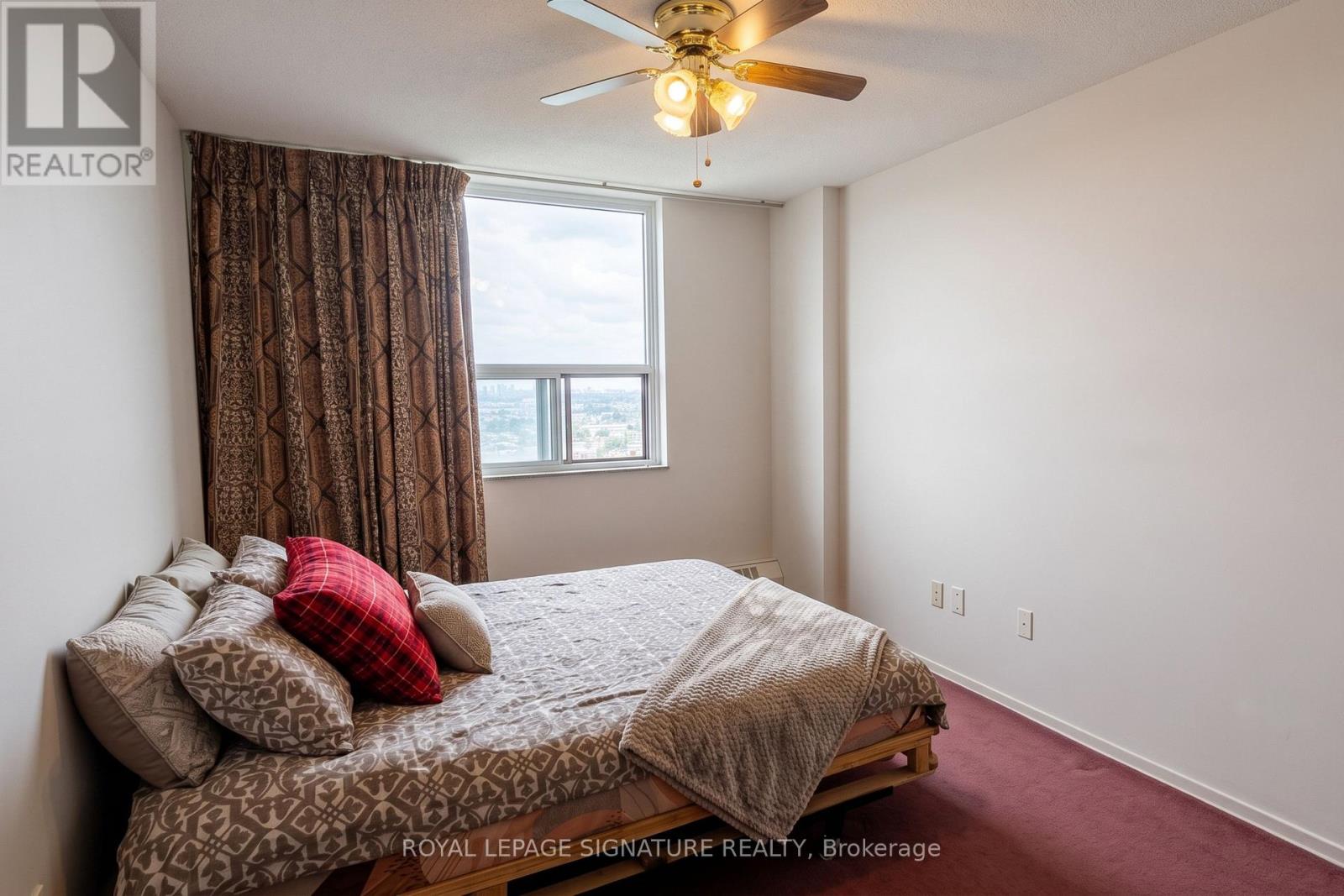 2304 - 3390 Weston Road, Toronto, Ontario  M9M 2X3 - Photo 6 - W13700920