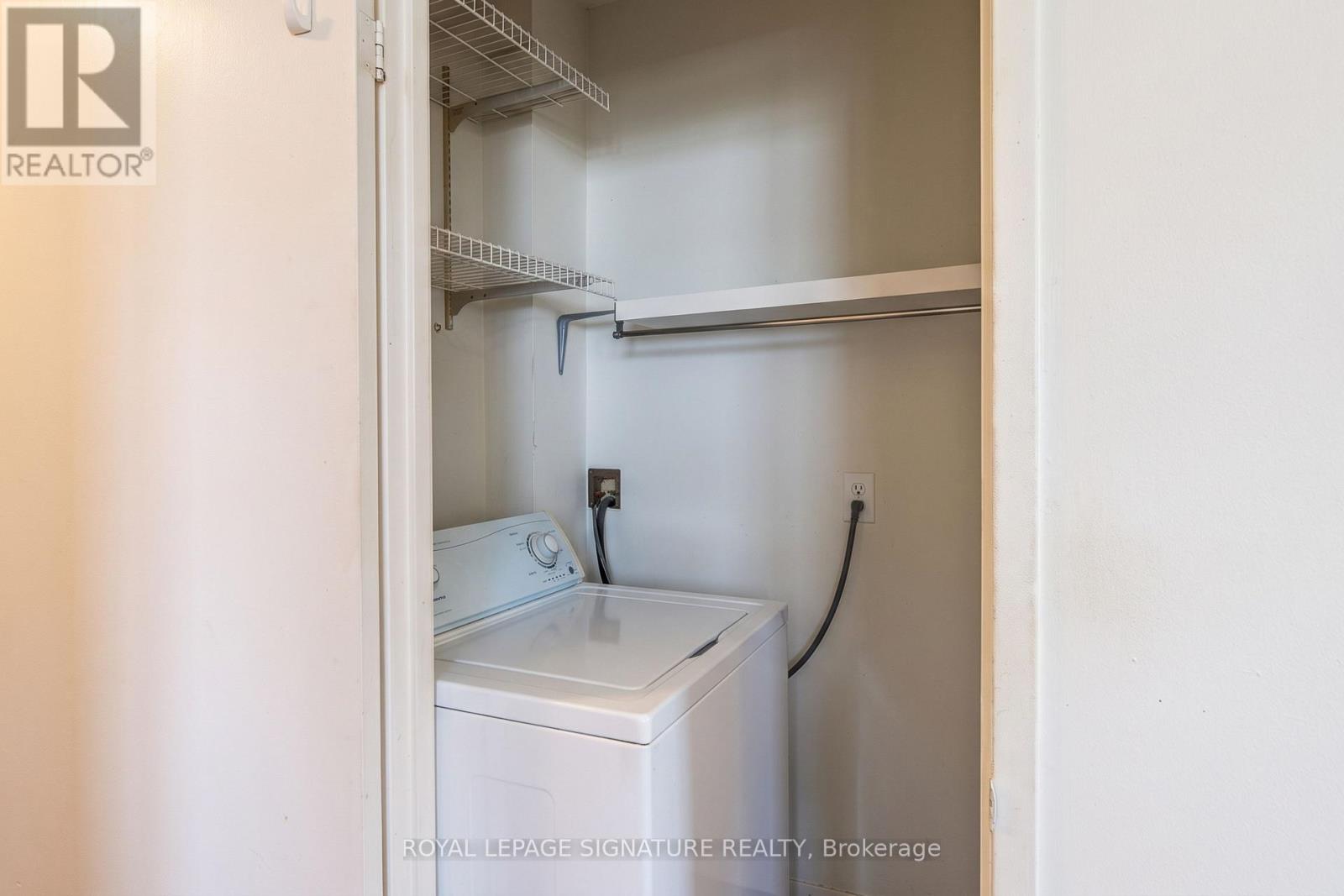 2304 - 3390 Weston Road, Toronto, Ontario  M9M 2X3 - Photo 8 - W13700920