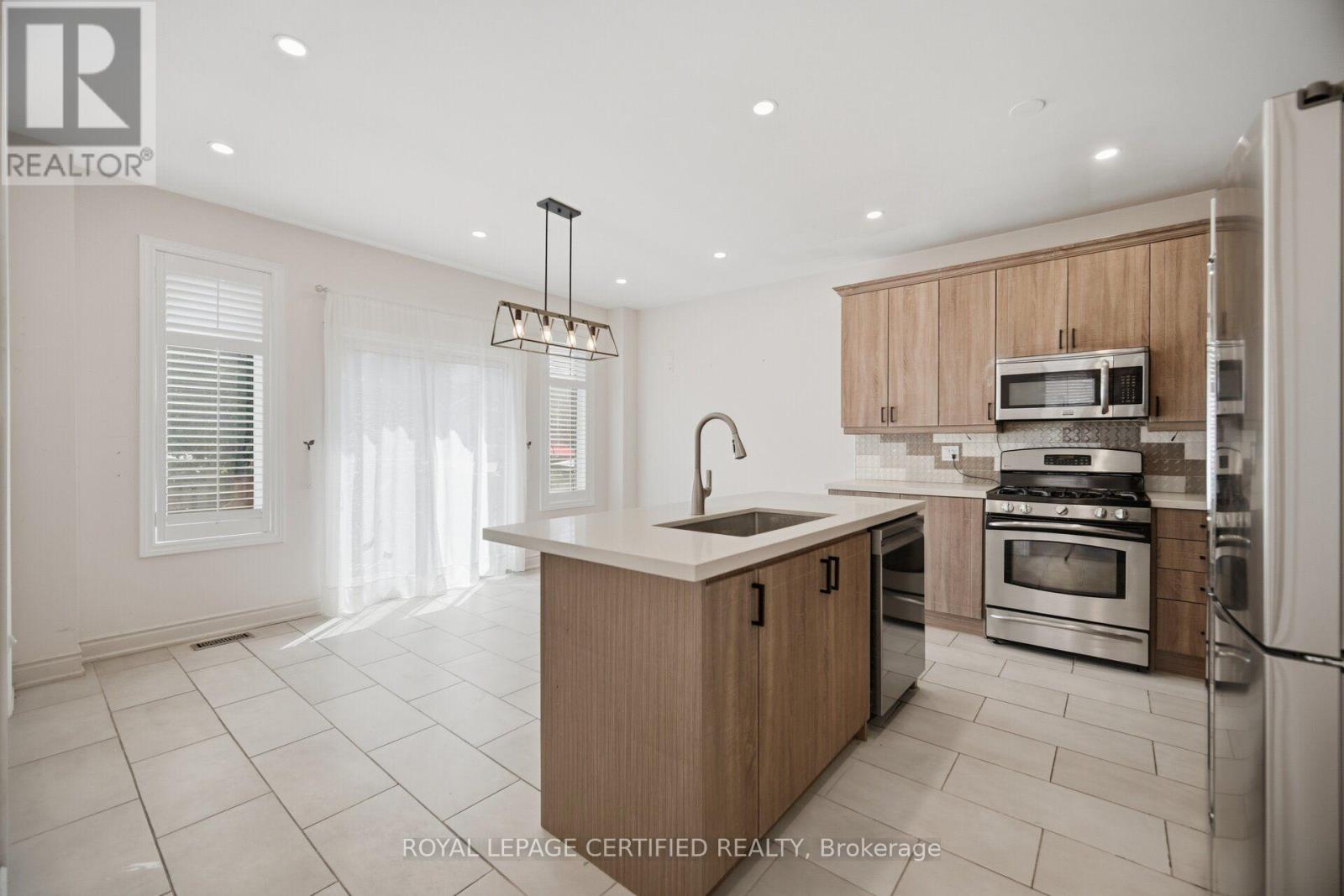426 Black Drive, Milton, Ontario L9T 6S1 - Photo 15 - W13700938