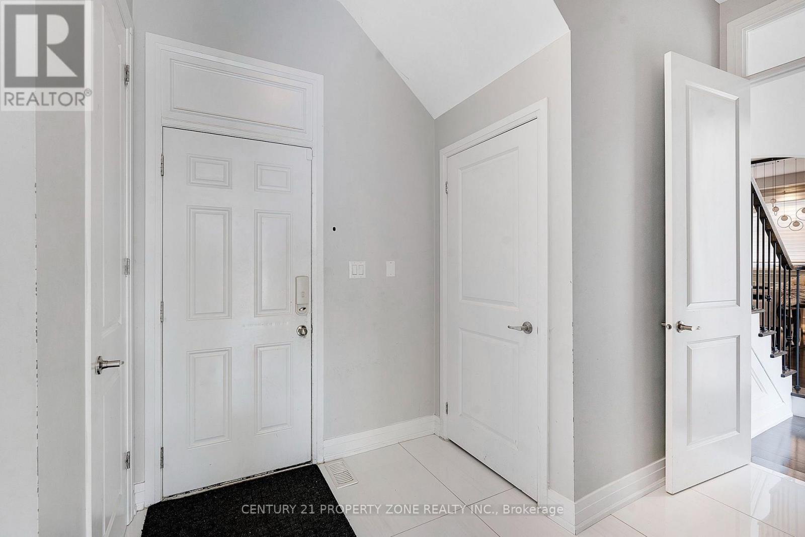 174 Mcwilliams Crescent, Oakville, Ontario L6M 0W5 - Photo 19 - W13700982