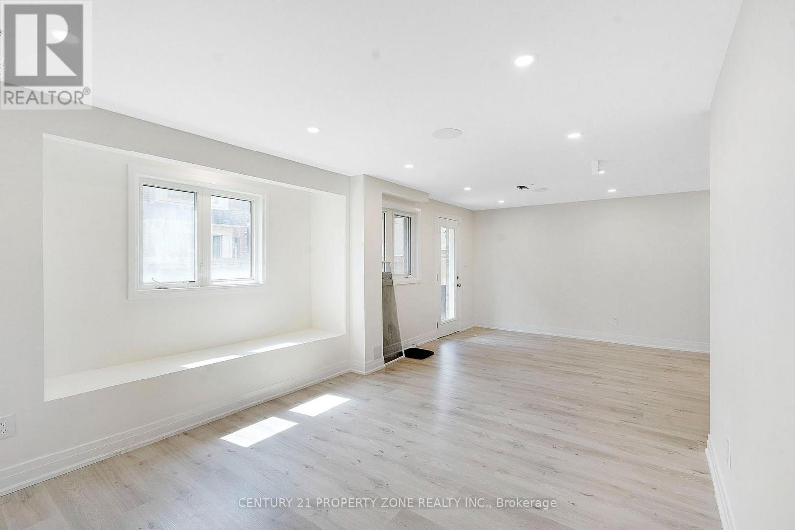 174 Mcwilliams Crescent, Oakville, Ontario L6M 0W5 - Photo 37 - W13700982