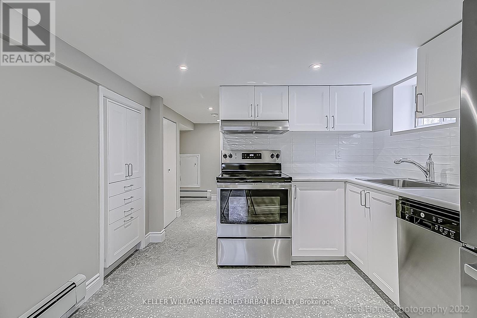 Bsmt - 554 Caledonia Road, Toronto, Ontario M6E 4V4 - Photo 13 - W13700986