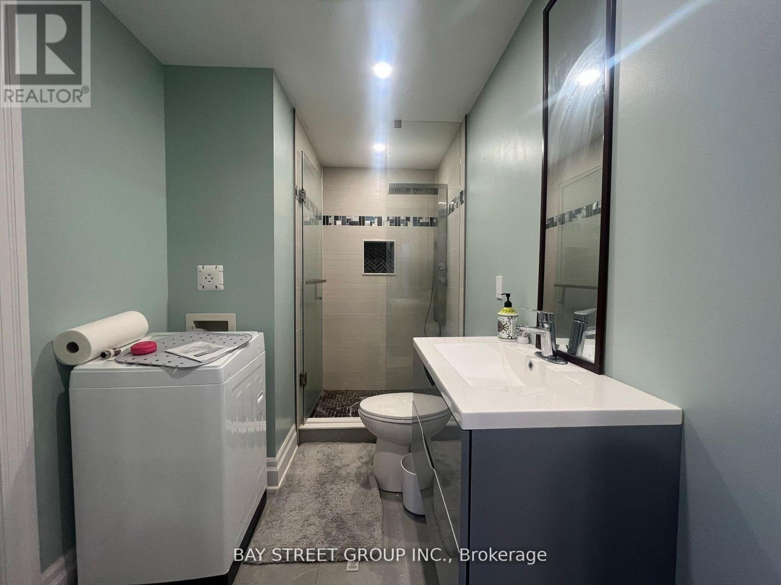 Lower - 1243 Bridge Road, Oakville, Ontario L6L 2C3 - Photo 8 - W13700992