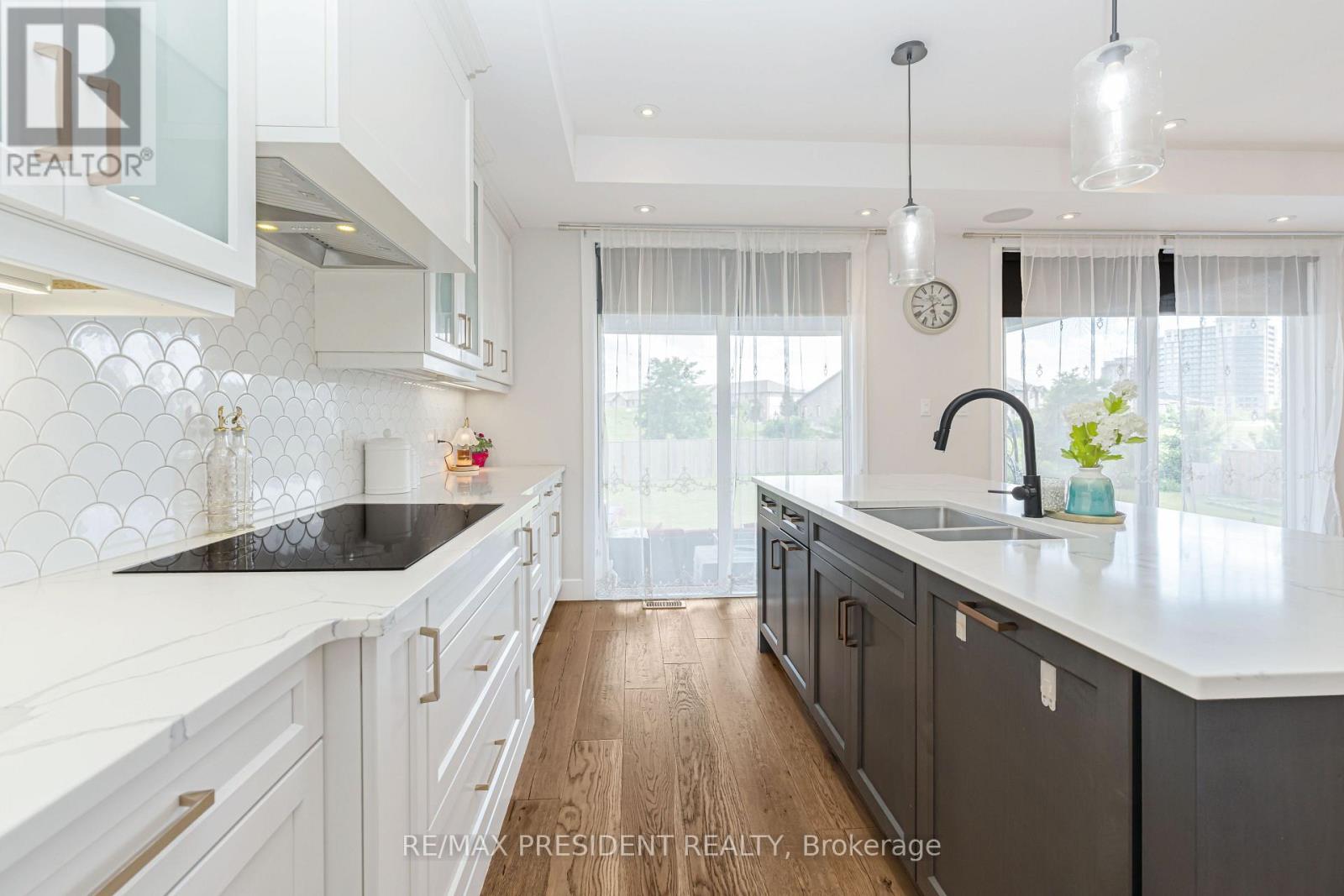 2217 Wateroak Drive, London North, Ontario  N6G 5B4 - Photo 15 - X13700812