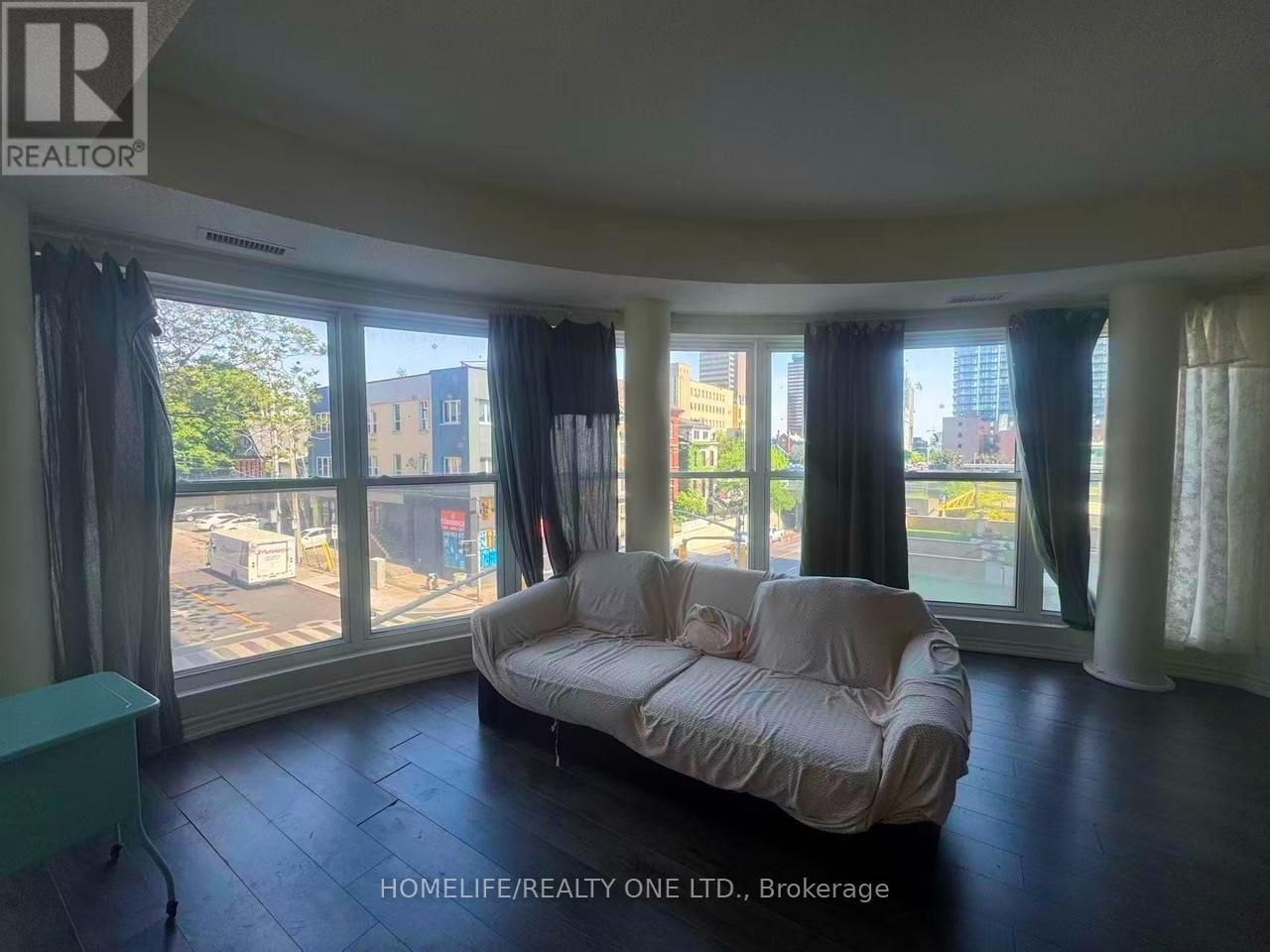 314 - 135 James Street S, Hamilton, Ontario L8P 2Z6 - Photo 2 - X13700846