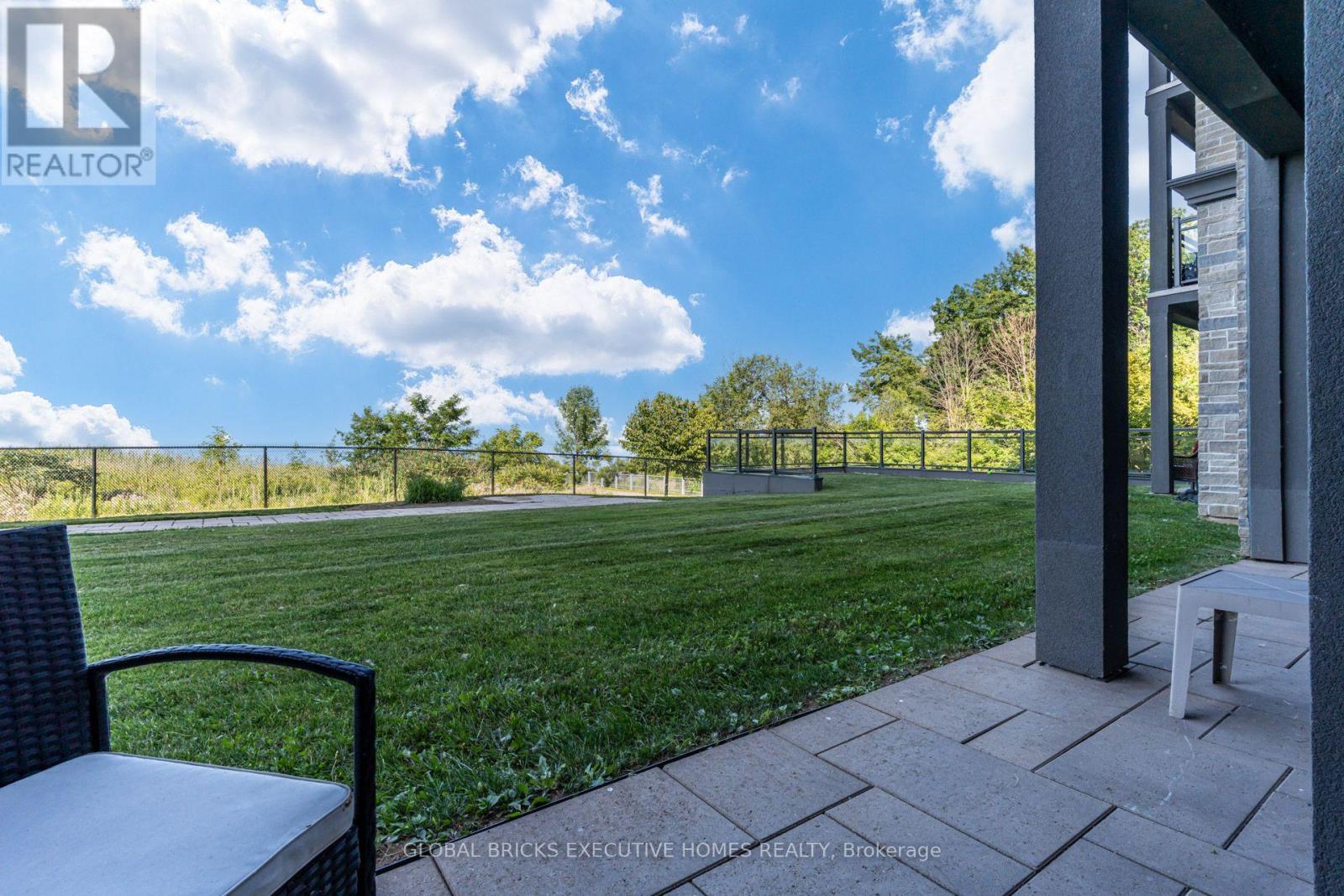 #106 - 35 Southshore Crescent, Hamilton, Ontario  L8E 0J2 - Photo 12 - X13700860