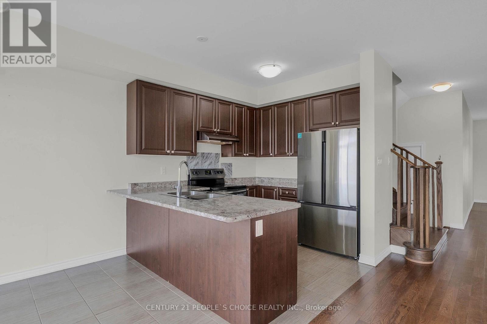216 Explorer Way, Thorold, Ontario L2V 0K2 - Photo 14 - X13700866