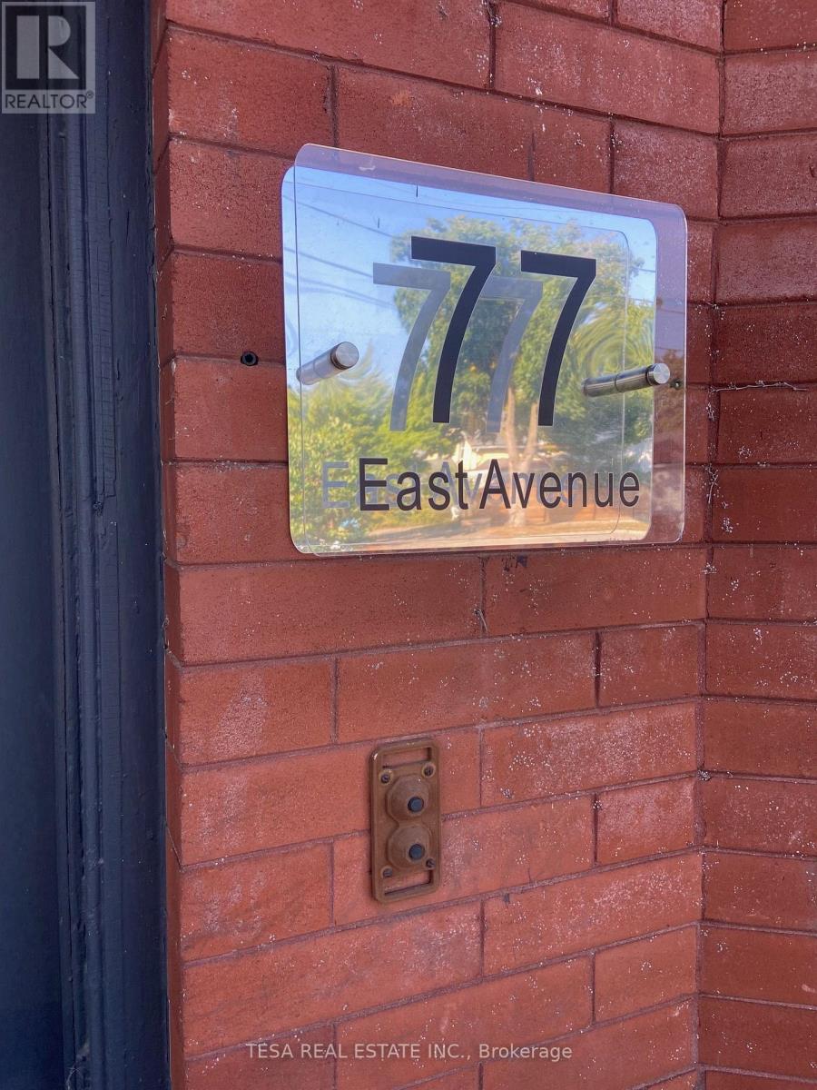 4 - 77 EAST AVENUE, Brantford, Ontario