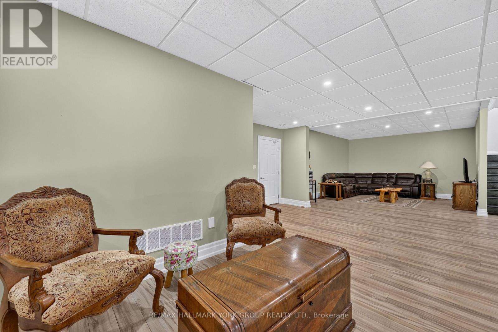 2285 Southwood Road, Gravenhurst, Ontario  P0E 1G0 - Photo 10 - X13701012