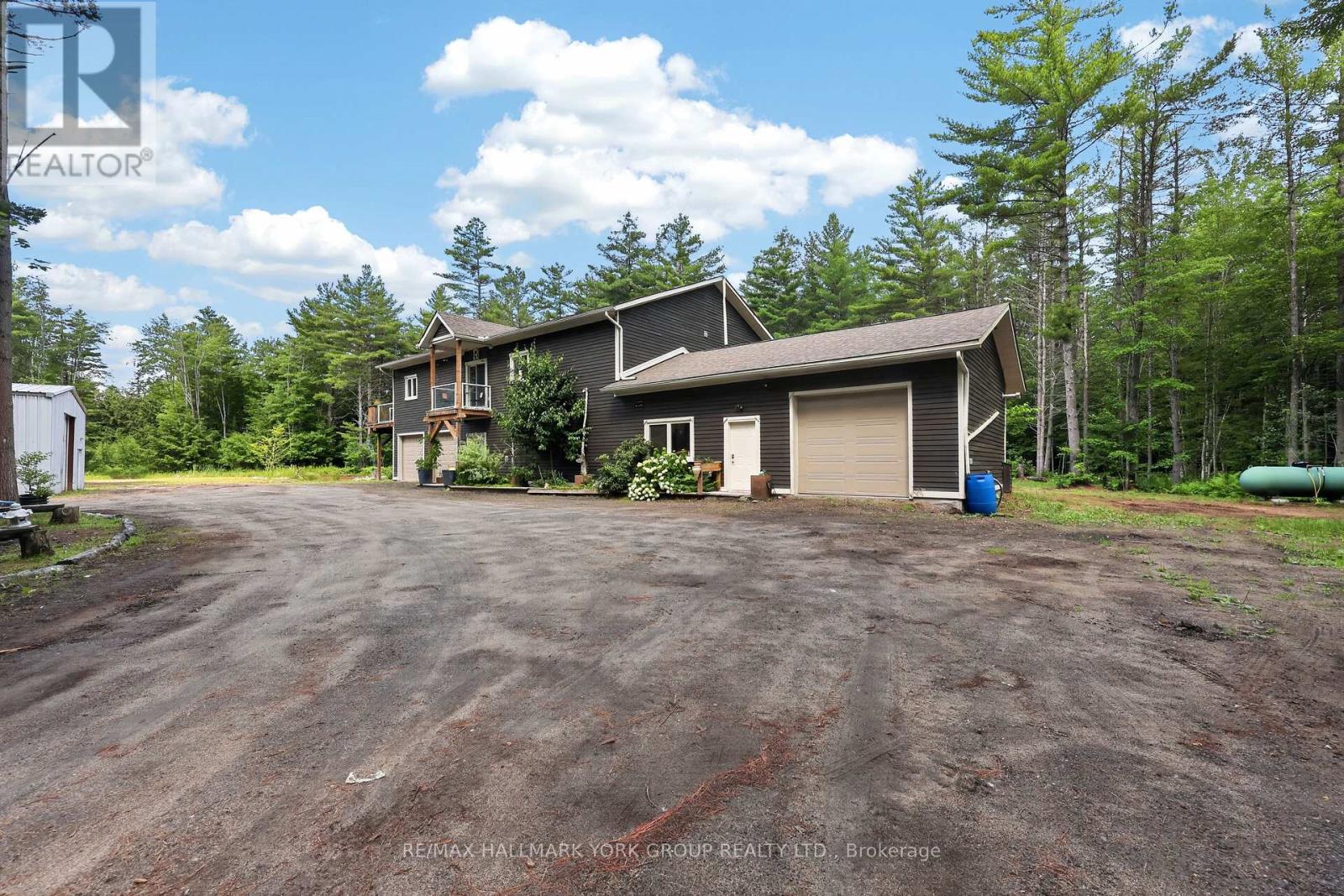 2285 Southwood Road, Gravenhurst, Ontario  P0E 1G0 - Photo 2 - X13701012