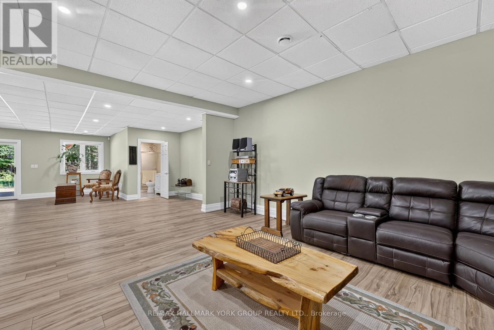 2285 Southwood Road, Gravenhurst, Ontario  P0E 1G0 - Photo 7 - X13701012