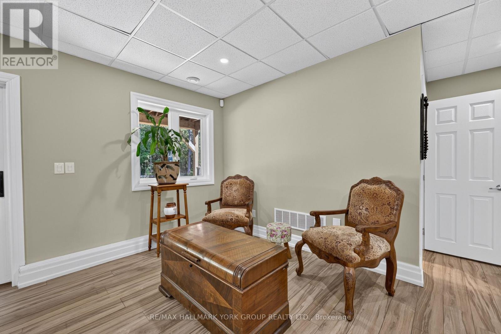 2285 Southwood Road, Gravenhurst, Ontario  P0E 1G0 - Photo 9 - X13701012
