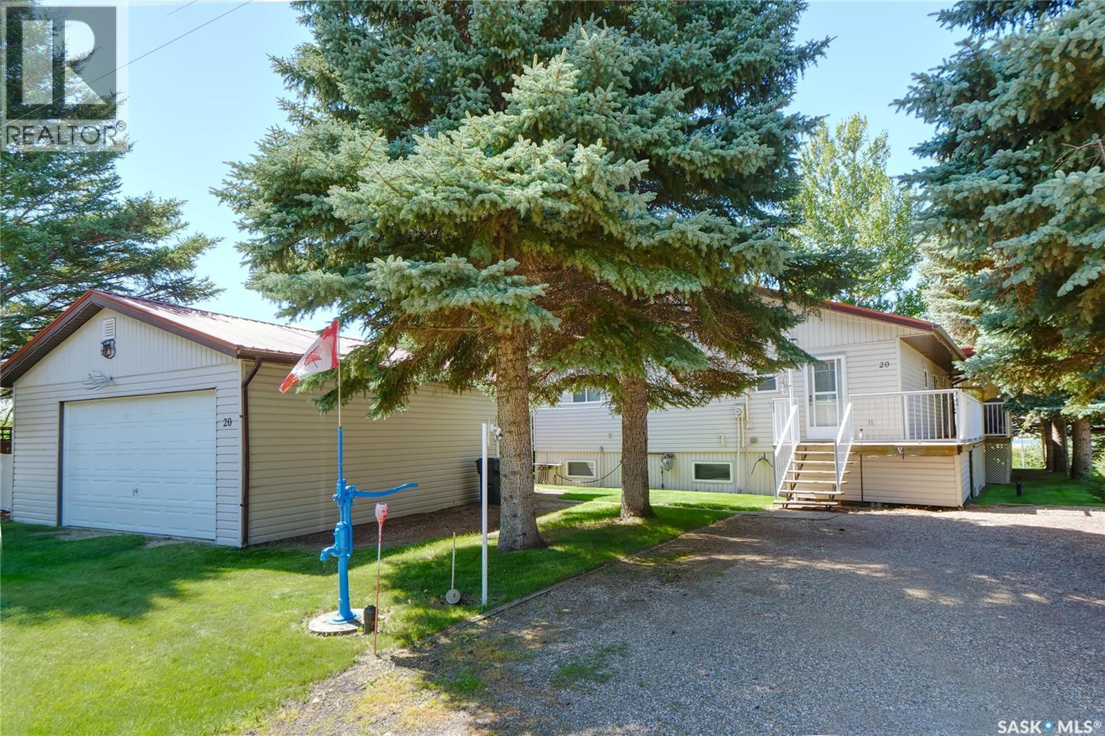 20 Mainprize Bay, Maple Bush Rm No. 224, Saskatchewan  S0H 3P0 - Photo 1 - SK037015