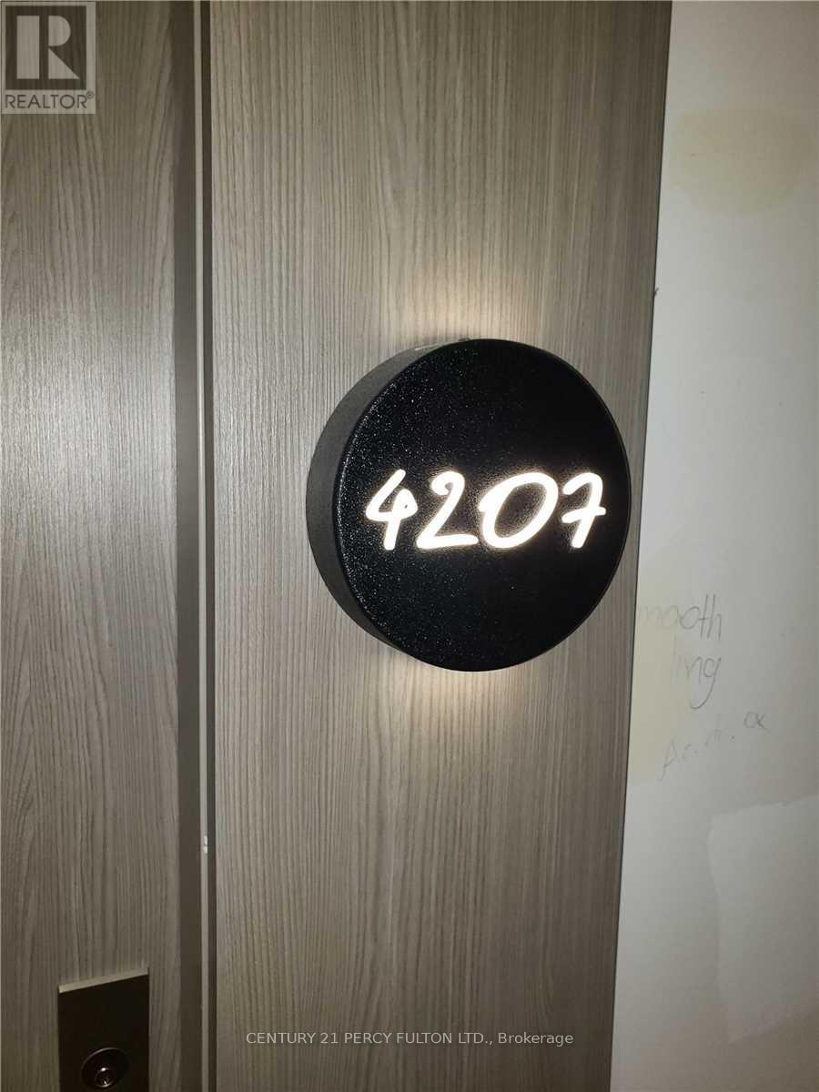 4207 - 161 Roehampton Avenue, Toronto, Ontario  M4P 1P9 - Photo 3 - C13700388