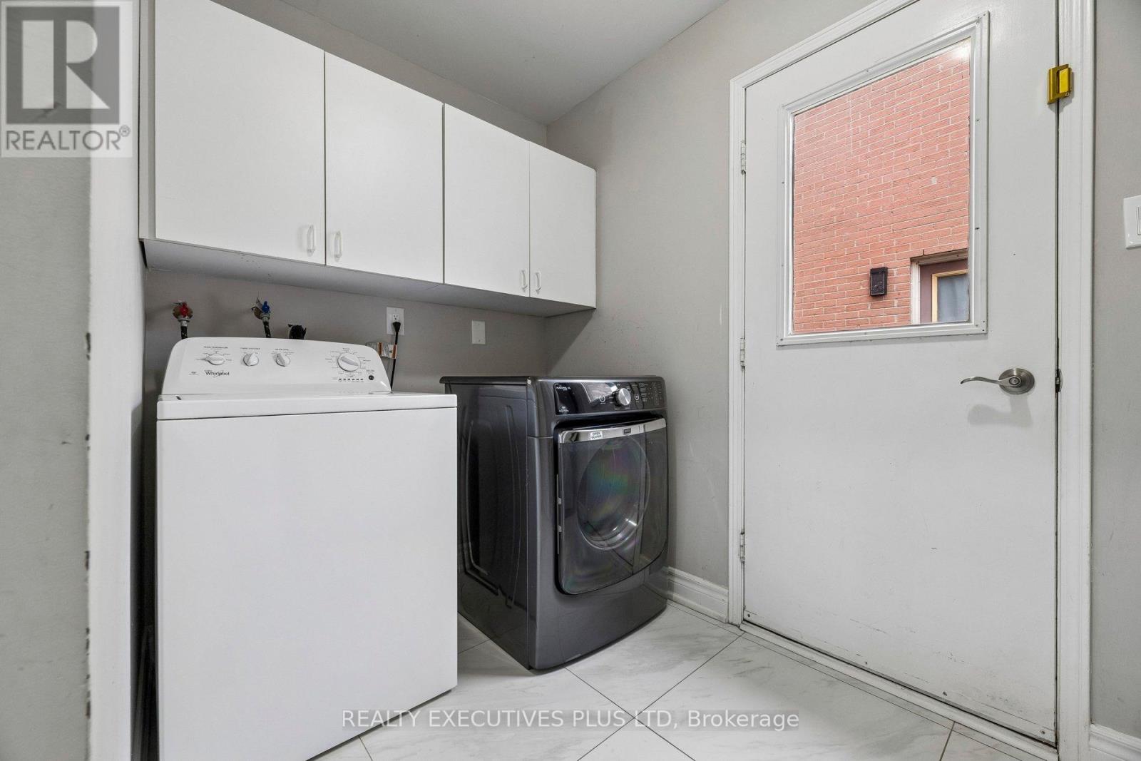 693 Barnes Crescent, Oshawa, Ontario  L1J 8K2 - Photo 22 - E13579782