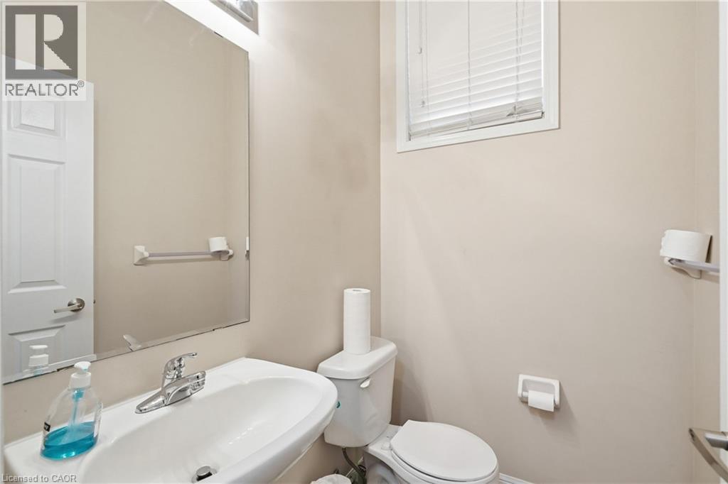 240 Emick Drive, Hamilton, Ontario  L9K 0E1 - Photo 16 - 40842761