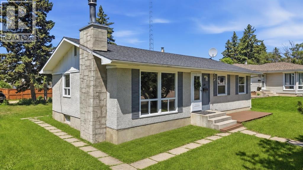 6 Onlsow Square, Red Deer, Alberta  T4N 5C6 - Photo 1 - A2326471