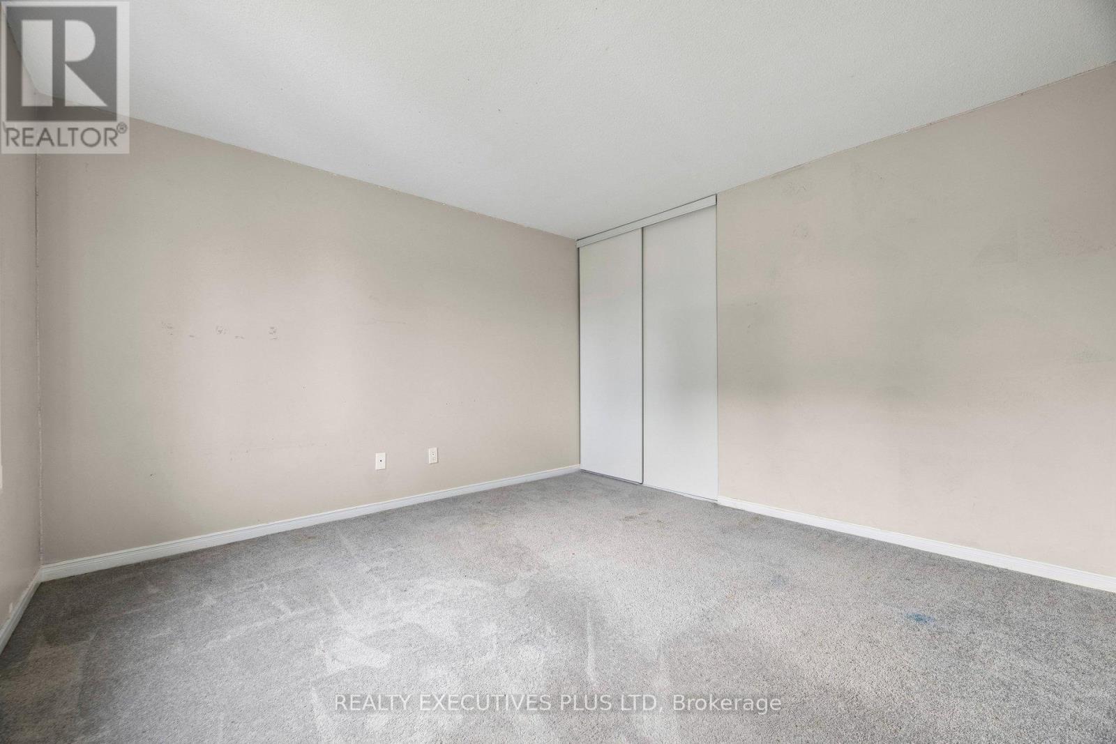 693 Barnes Crescent, Oshawa, Ontario  L1J 8K2 - Photo 34 - E13579782