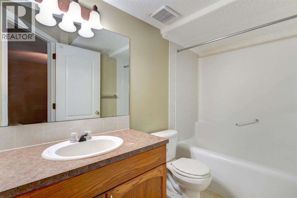 3, 823 Wilson Way, Canmore, Alberta  T1W 2Y8 - Photo 27 - A2328464
