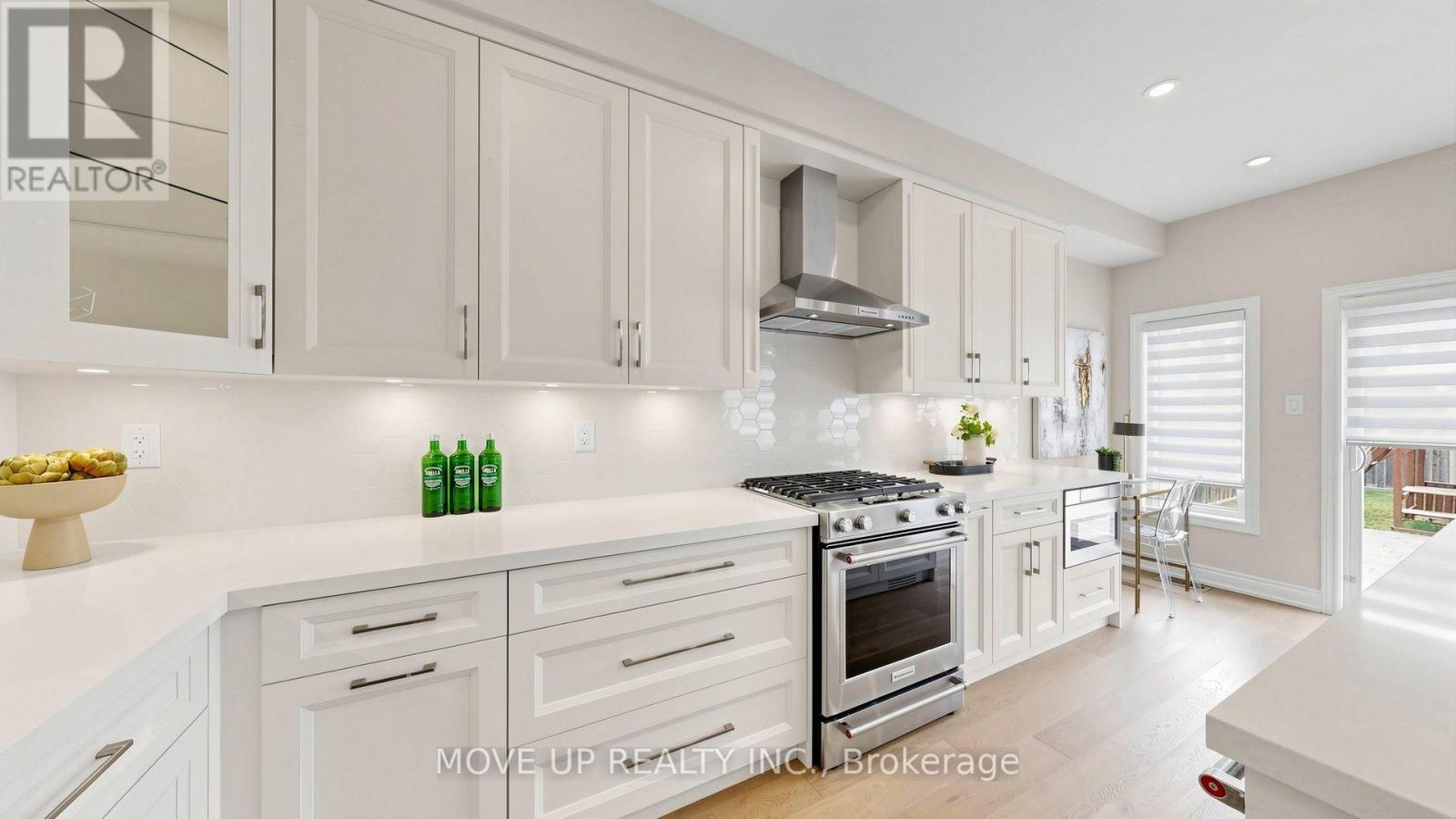 35 Lauderdale Drive, Vaughan, Ontario  L6A 4G8 - Photo 15 - N13598666