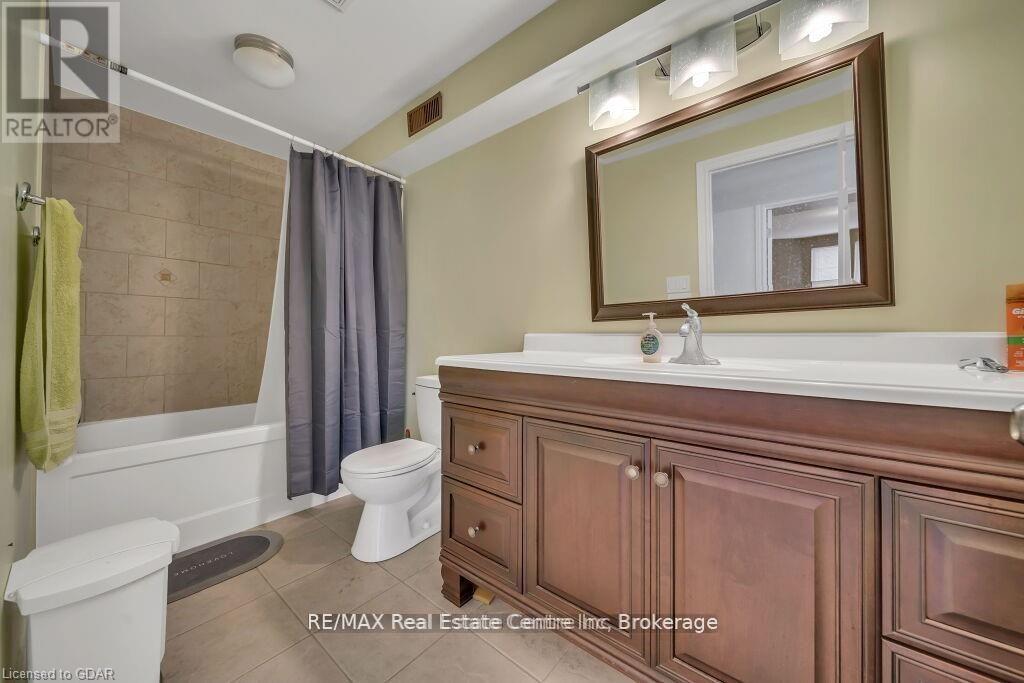 61 Moffatt Lane, Guelph, Ontario  N1G 5E8 - Photo 24 - X13684954