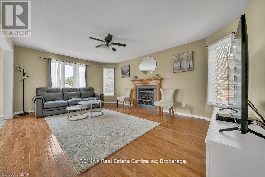 61 Moffatt Lane, Guelph, Ontario  N1G 5E8 - Photo 33 - X13684954