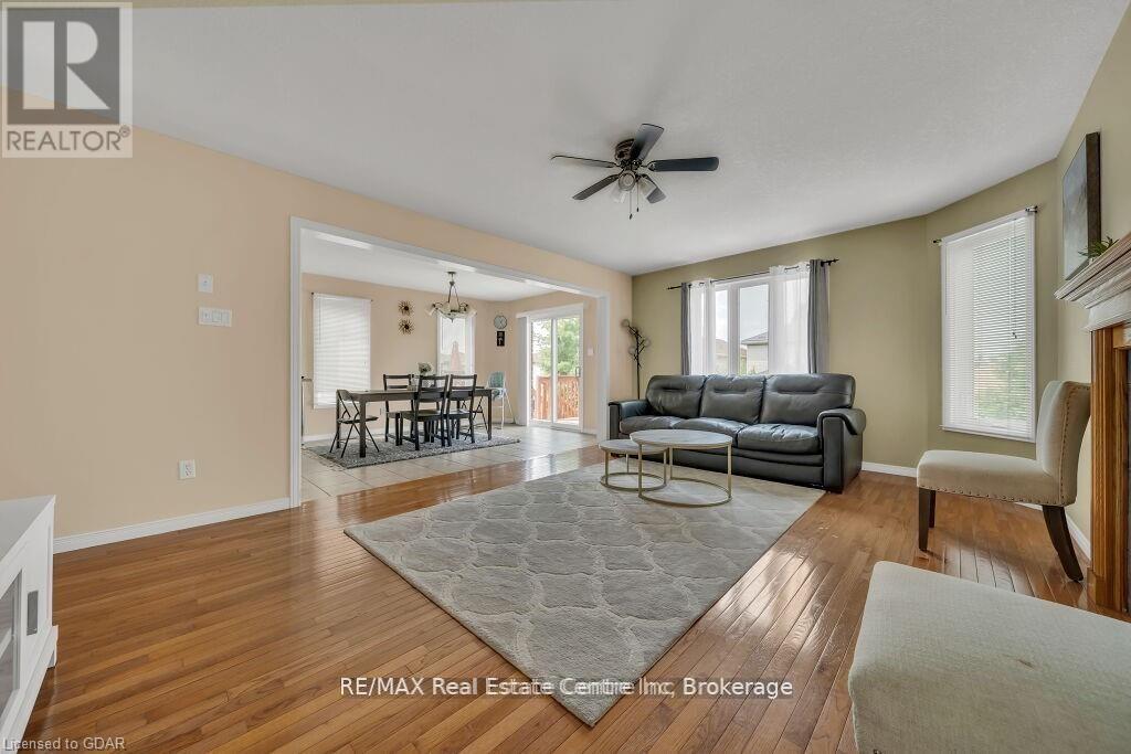 61 Moffatt Lane, Guelph, Ontario  N1G 5E8 - Photo 6 - X13684954
