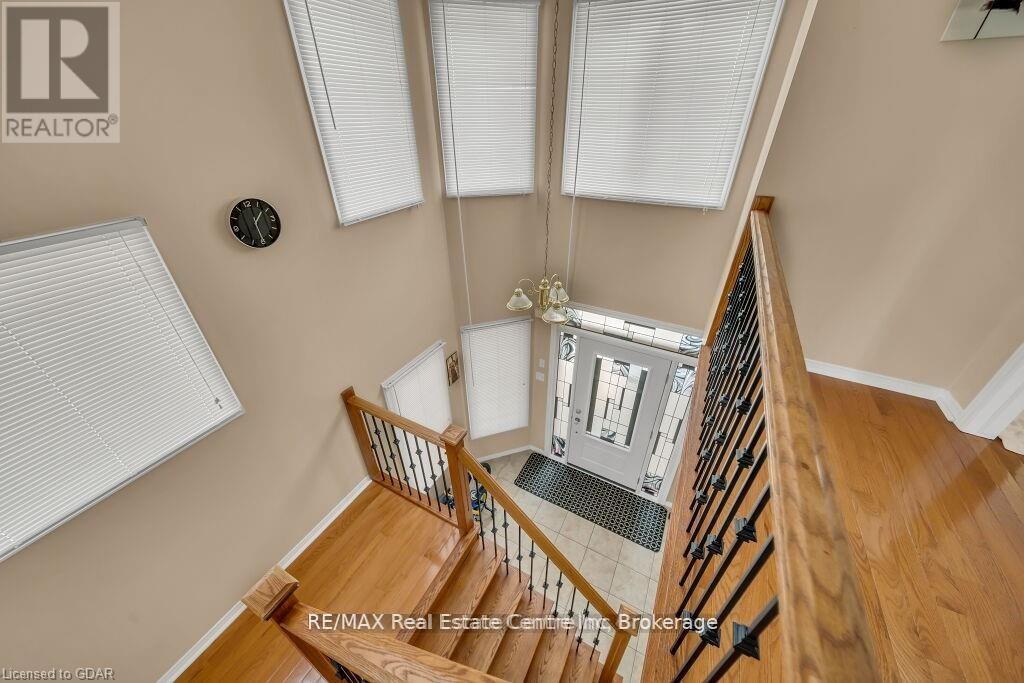 61 Moffatt Lane, Guelph, Ontario  N1G 5E8 - Photo 7 - X13684954