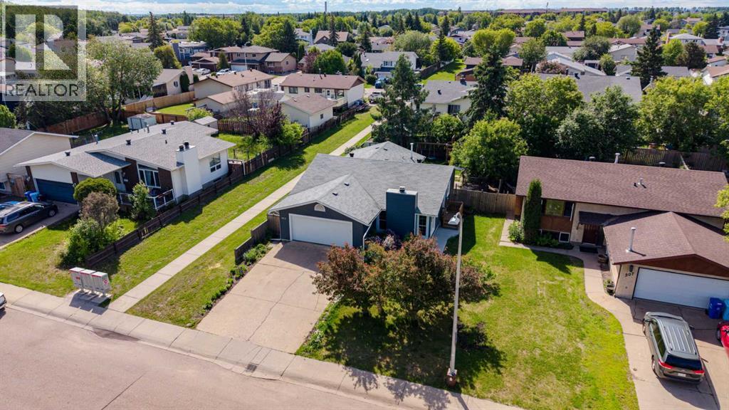 303 Cornwall Drive, Fort Mcmurray, Alberta  T9K 1G7 - Photo 35 - A2323552
