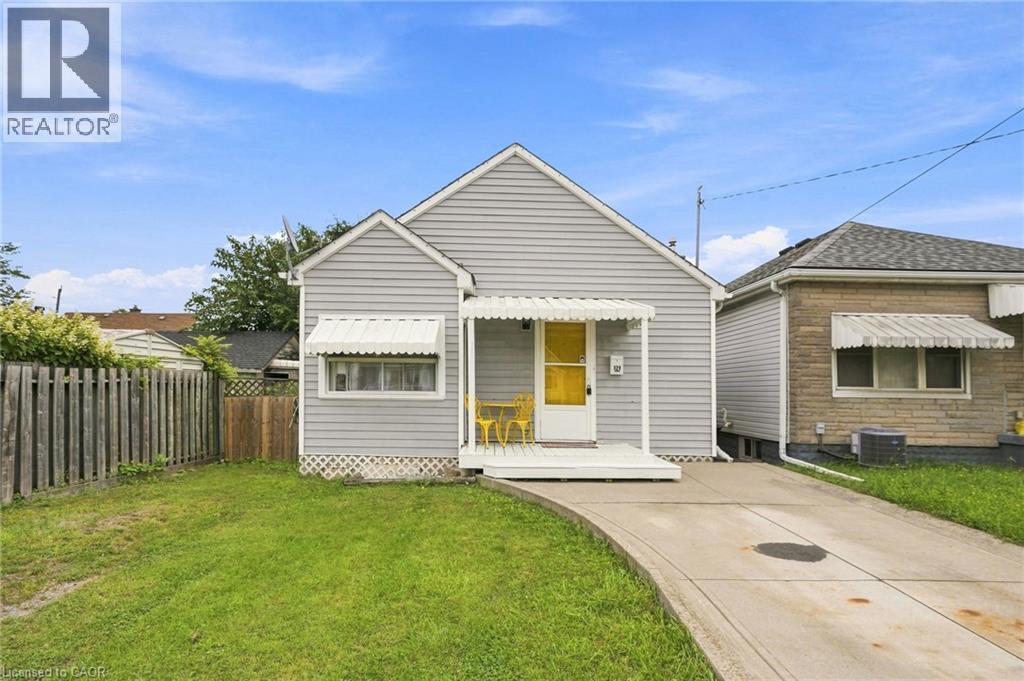 328 WOODWARD Avenue, Hamilton, Ontario