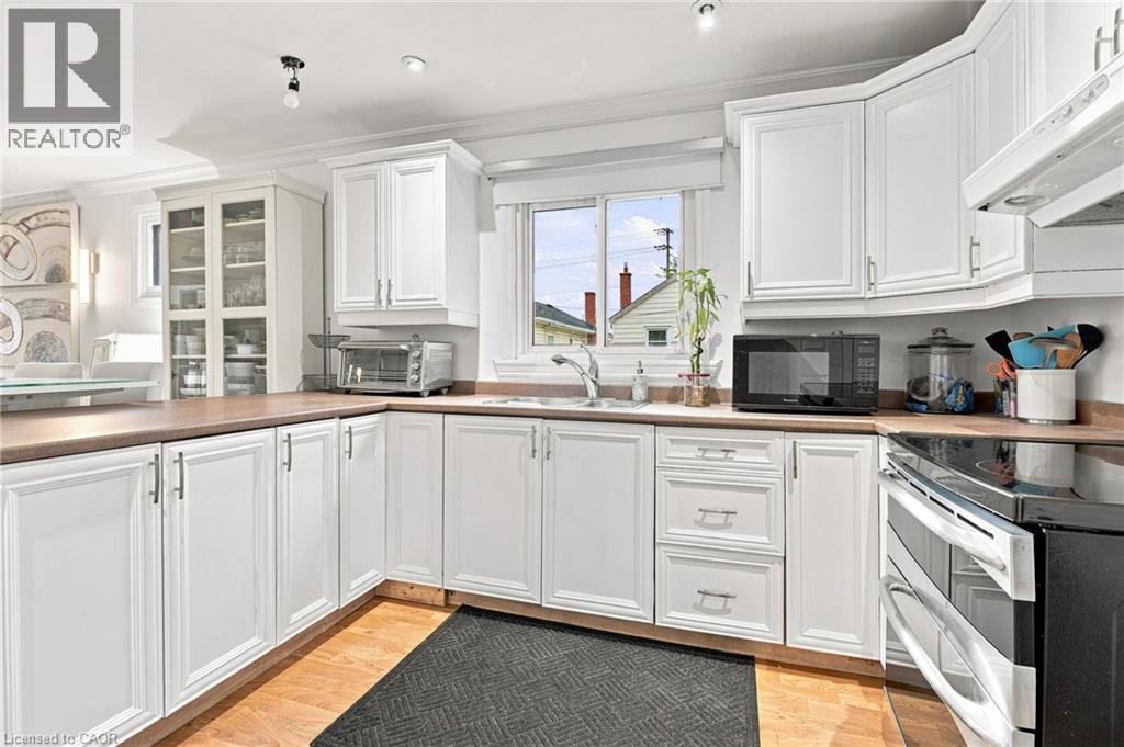 328 Woodward Avenue, Hamilton, Ontario  L8H 6N5 - Photo 11 - 40857514