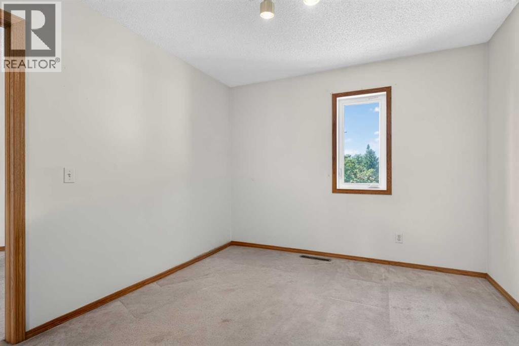 52 Glenbrook Villas SW, Calgary, Alberta  T3E 7E8 - Photo 18 - A2338941