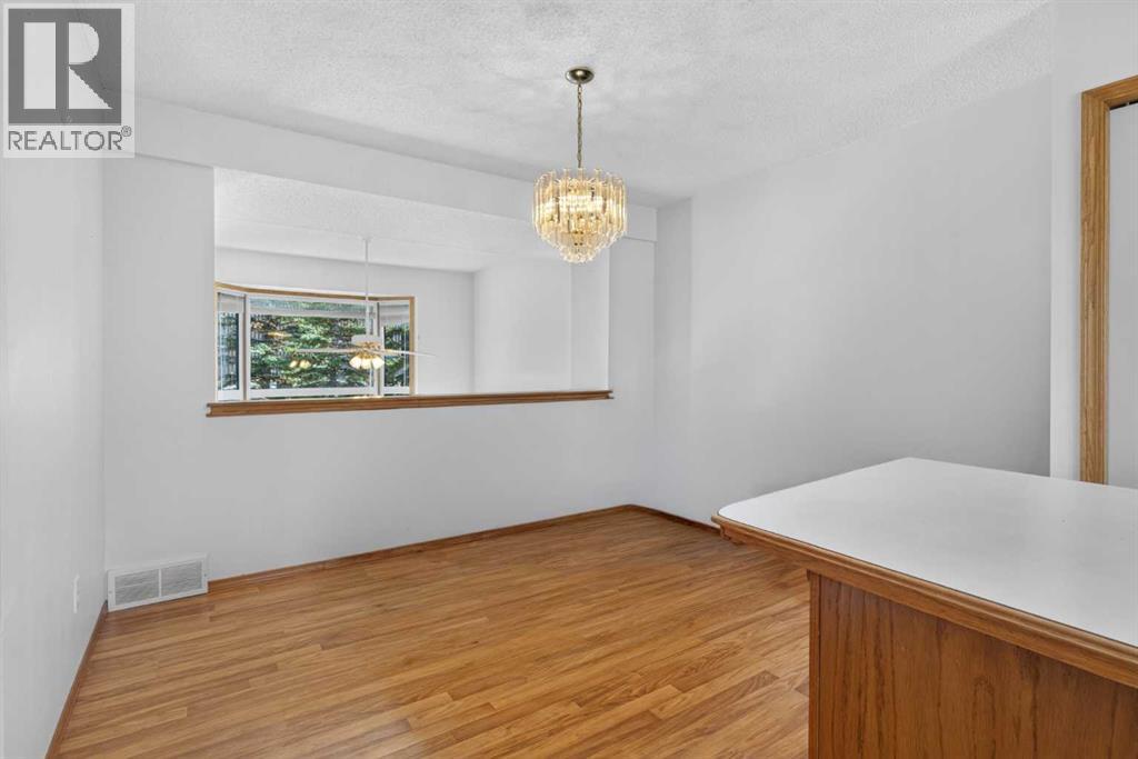 52 Glenbrook Villas SW, Calgary, Alberta  T3E 7E8 - Photo 15 - A2338941