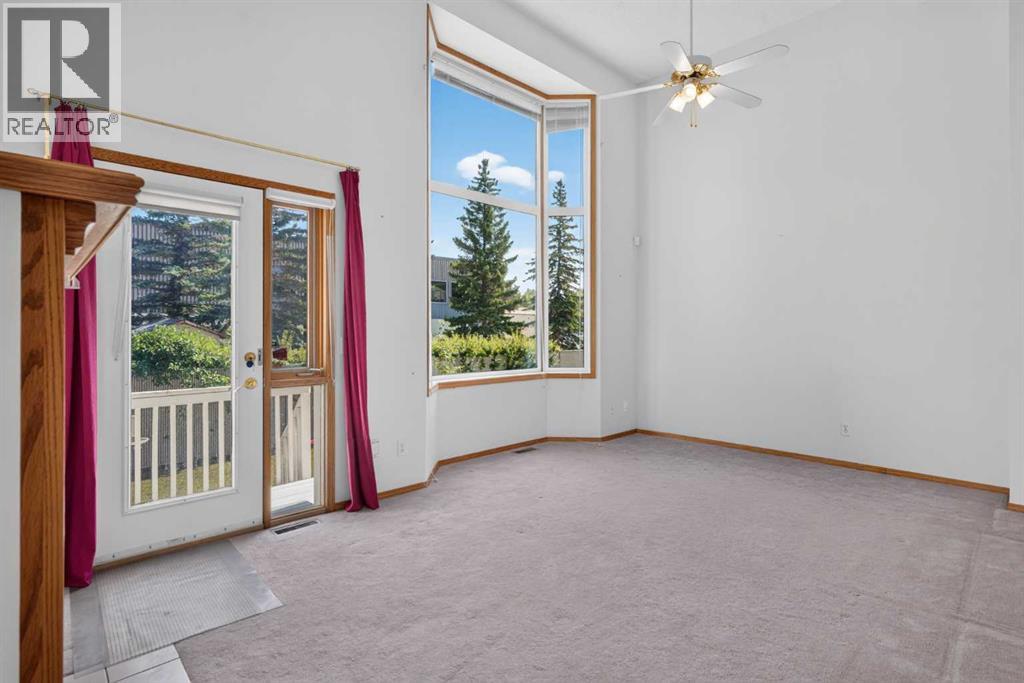 52 Glenbrook Villas SW, Calgary, Alberta  T3E 7E8 - Photo 5 - A2338941