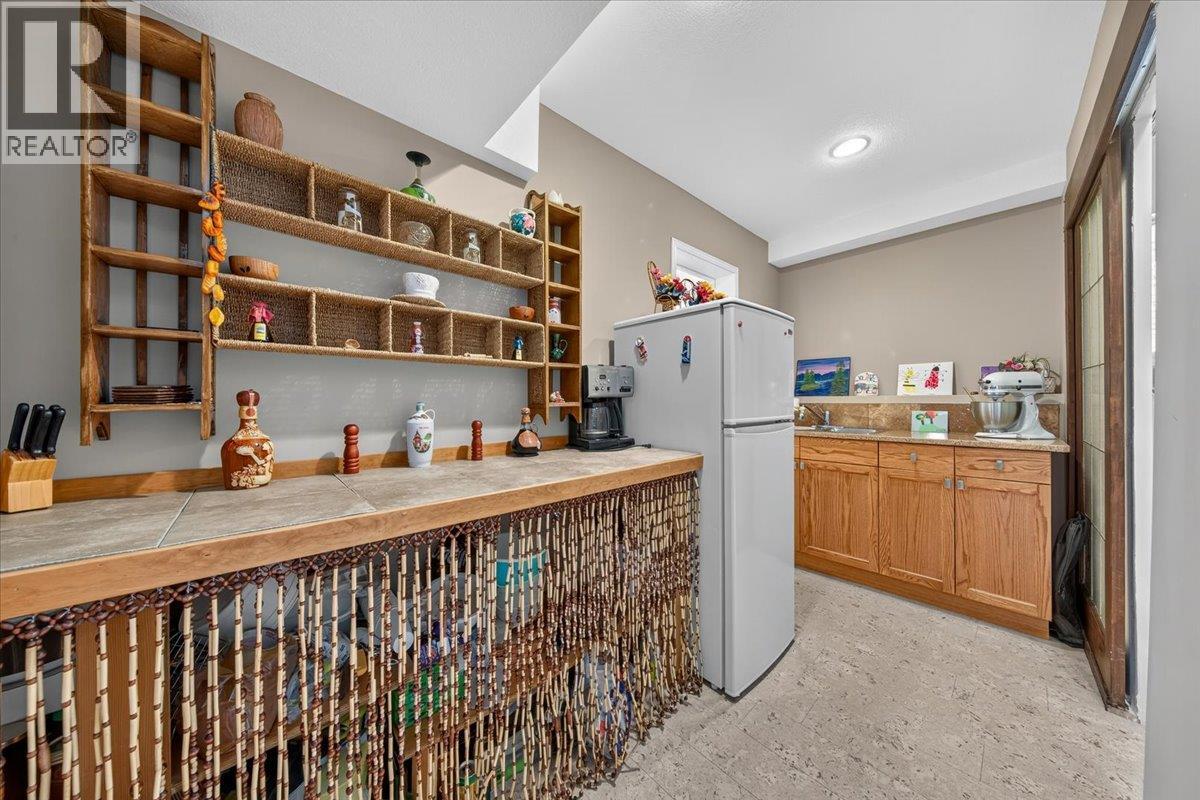 20b Wolf Crescent, Windermere, British Columbia  V0A 1K2 - Photo 25 - 10398446