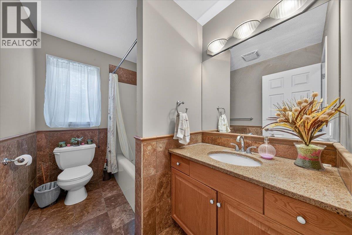 20b Wolf Crescent, Windermere, British Columbia  V0A 1K2 - Photo 16 - 10398446
