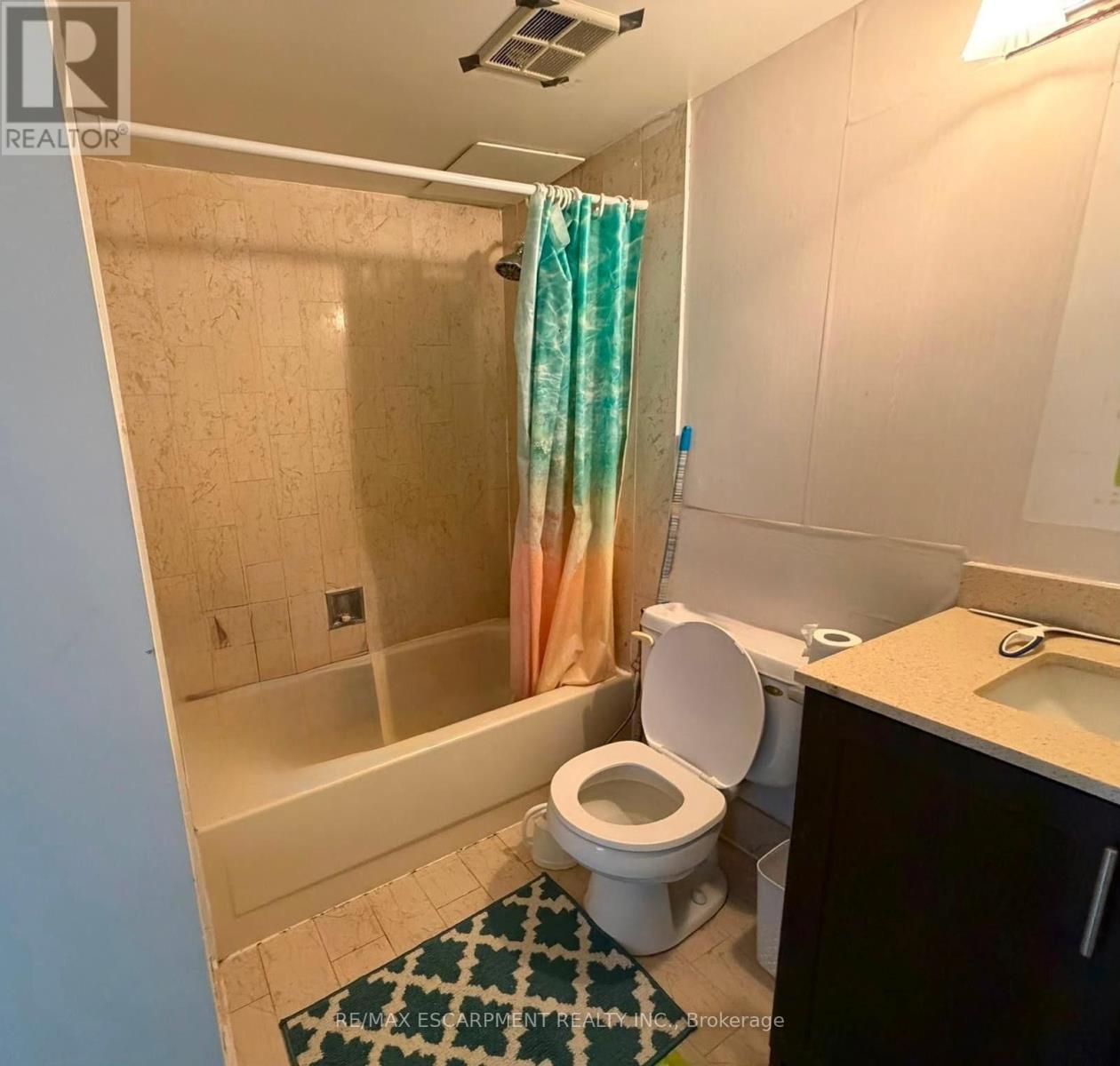 802 - 325 Webb Drive, Mississauga, Ontario  L5B 3Z9 - Photo 17 - W13700832