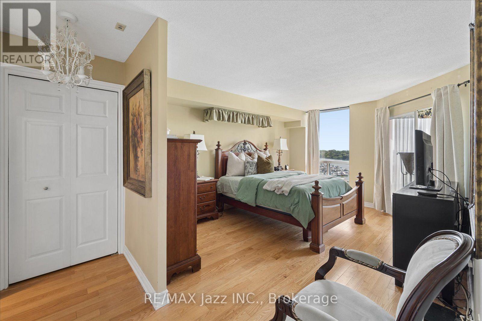1003 - 360 Watson Street W, Whitby, Ontario  L1H 6P1 - Photo 15 - E13701020