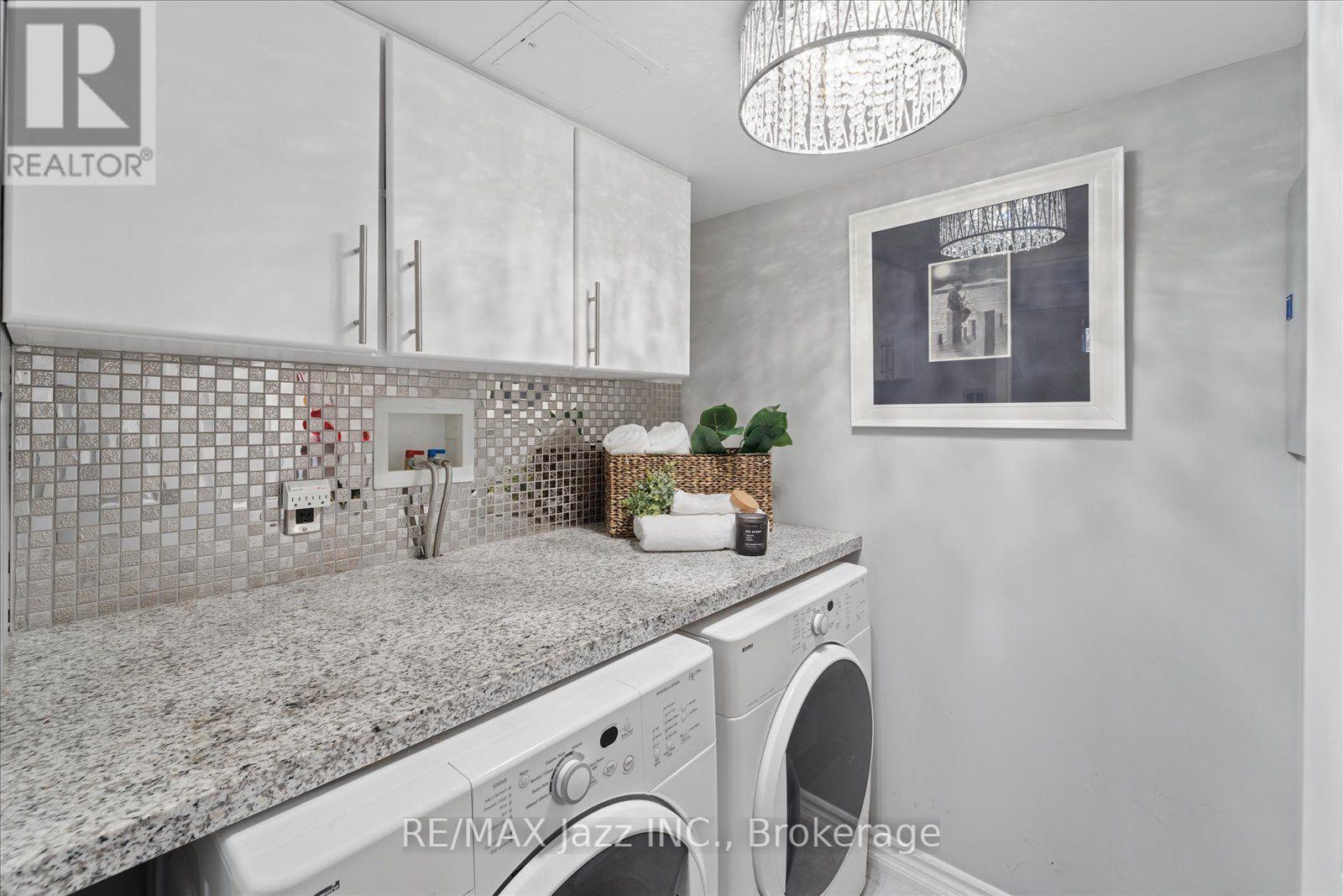 1003 - 360 Watson Street W, Whitby, Ontario  L1H 6P1 - Photo 12 - E13701020