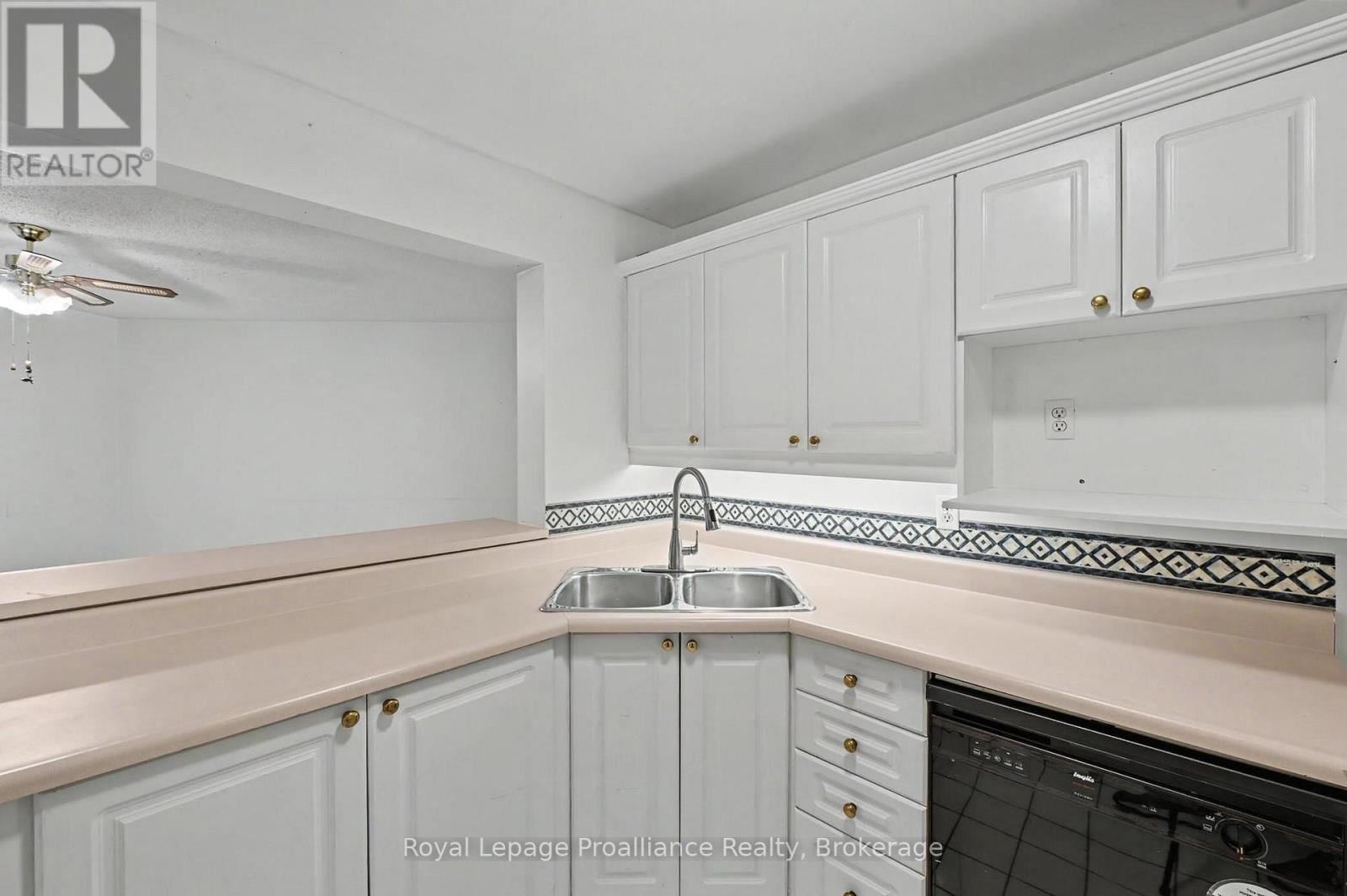 201 - 245 Elgin Street W, Cobourg, Ontario  K9A 5M1 - Photo 7 - X13701122