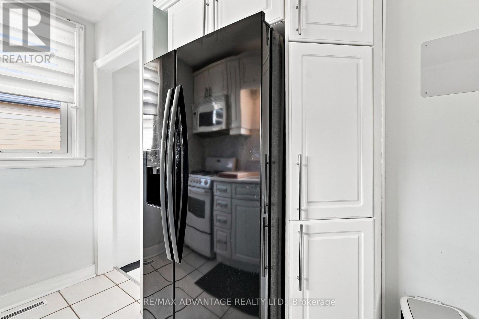77 First Avenue, St. Thomas, Ontario  N5R 4N6 - Photo 15 - X13701110