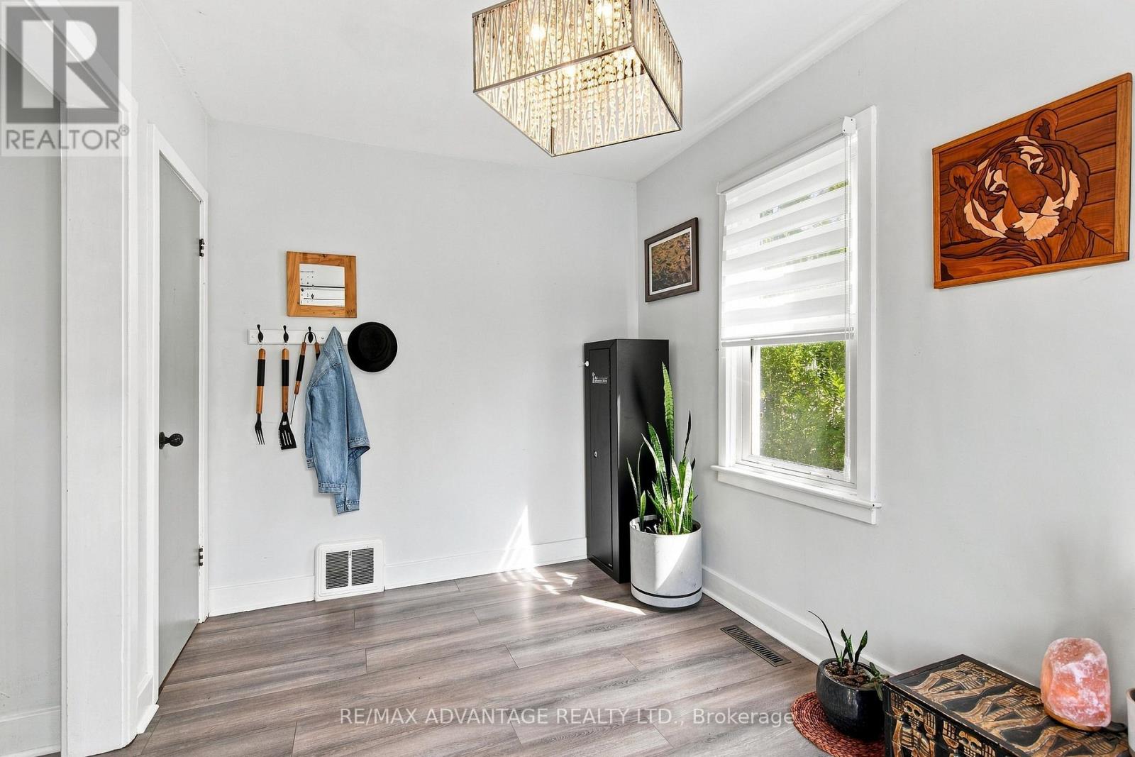 77 First Avenue, St. Thomas, Ontario  N5R 4N6 - Photo 18 - X13701110