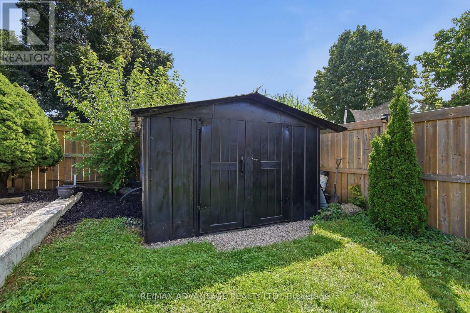 77 First Avenue, St. Thomas, Ontario  N5R 4N6 - Photo 35 - X13701110