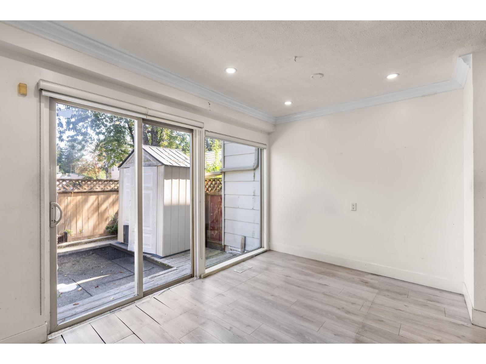 139 15215 105 Avenue, Surrey, British Columbia  V3R 1R9 - Photo 11 - R3157592