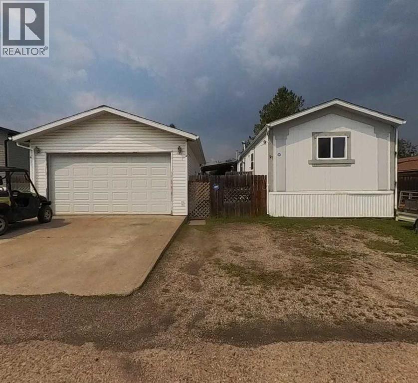 27, 5211 55 Avenue, Rocky Mountain House, Alberta