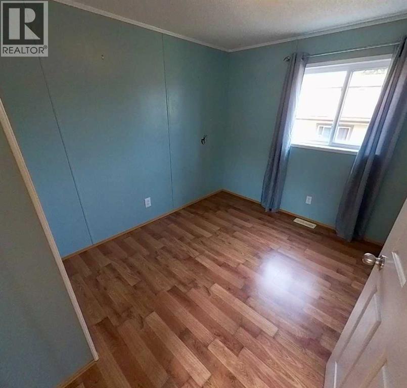 27, 5211 55 Avenue, Rocky Mountain House, Alberta T4T 1M8 - Photo 20 - A2327177