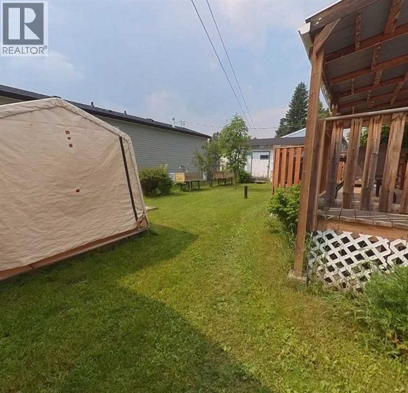 27, 5211 55 Avenue, Rocky Mountain House, Alberta T4T 1M8 - Photo 4 - A2327177